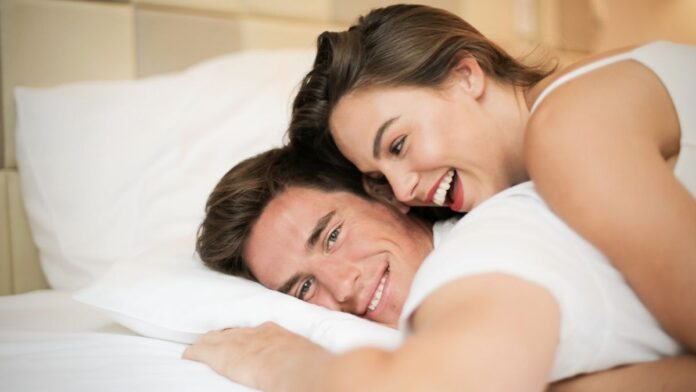 Romantic ways to wake your boyfriend up Romantic ways to wake your boyfriend up
