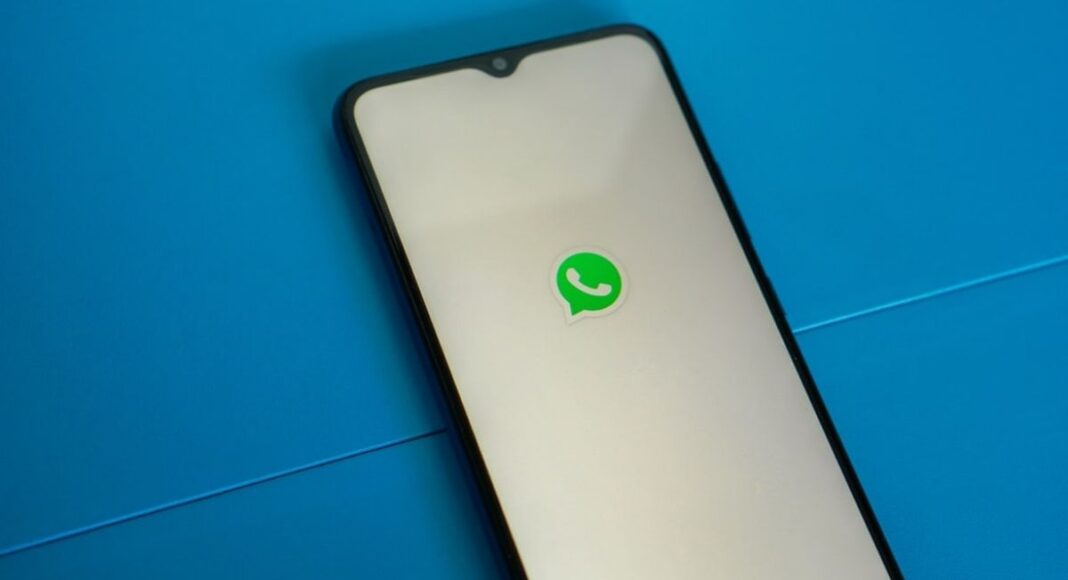 How To Use WhatsApp View Once Feature To Send Photos, Videos