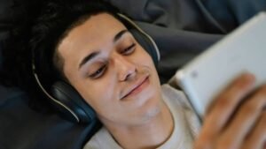 Watch Hindi Movies Online Free in HD