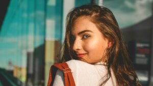 How to Get a Flawless Makeup Look While Traveling How to Get a Flawless Makeup Look While Traveling