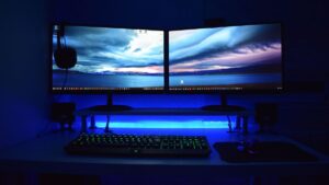 How to Lock Desktop Icons in Windows How to Lock Desktop Icons in Windows