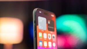 Apple Releases iOS 17.1 With New AirDrop, StandBy And More Apple Releases iOS 17.1 With New AirDrop, StandBy And More