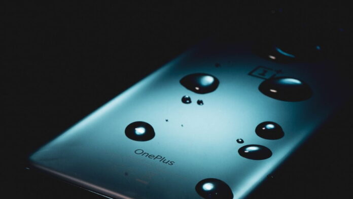 OnePlus 12 With Snapdragon 8 Gen 3 Spotted on AnTuTu Benchmark