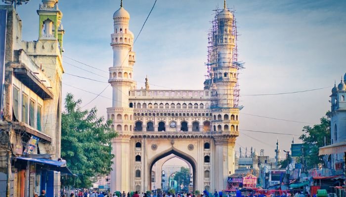 Hyderabad: Nizami Elegance Meets Valley Vistas 