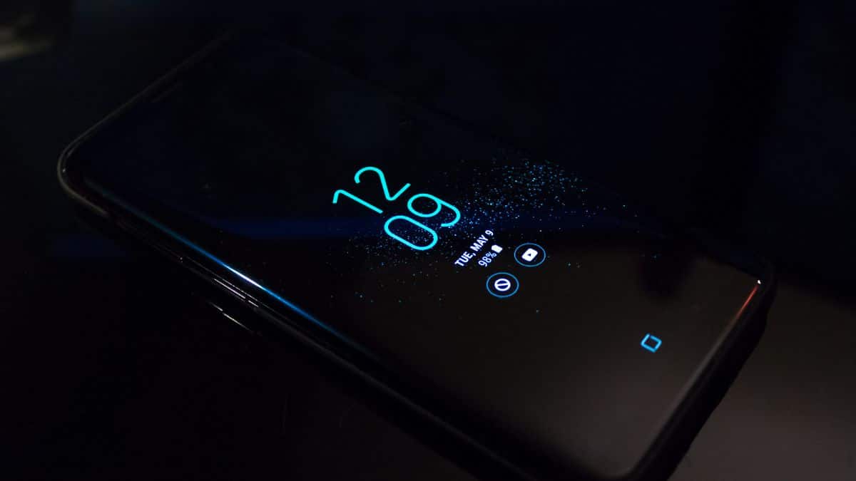 Samsung Galaxy S23 FE Receives Android 14-Based One UI 6 Update