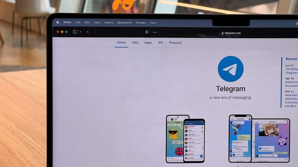 Telegram Founder Teases visionOS App With Translucent Design