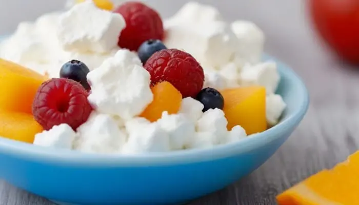 Cottage Cheese with Fruit