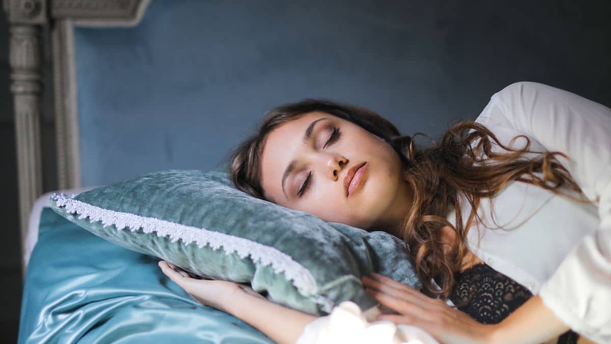 The Science of Sleep: How Quality Rest Impacts Skin Health and Aging