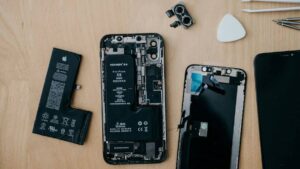 Apple Reportedly Explores New 'Battery Replacement Technology'
