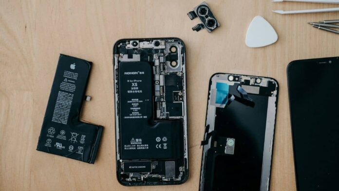 Apple Reportedly Explores New 'Battery Replacement Technology' Apple Reportedly Explores New 'Battery Replacement Technology'