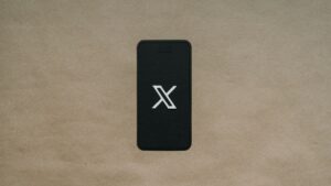 X May Be Testing ‘Dislike’ Button on iOS