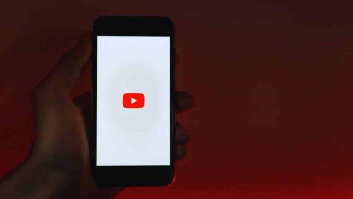 YouTube Reportedly Testing Custom Thumbnails for Playlists