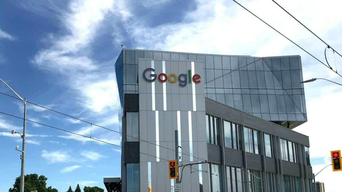 Files by Google Reportedly Getting Circle to Search for Images