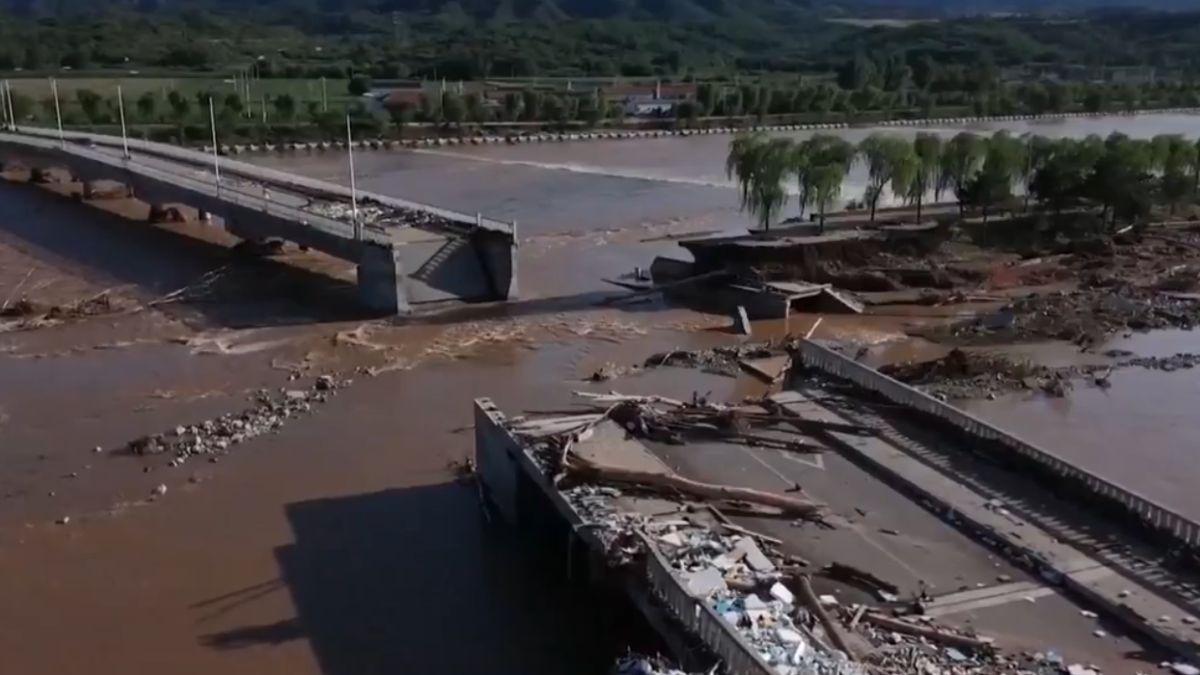 China Floods: 30 Dead in Beijing as Torrential Rain Triggers Mass Evacuations