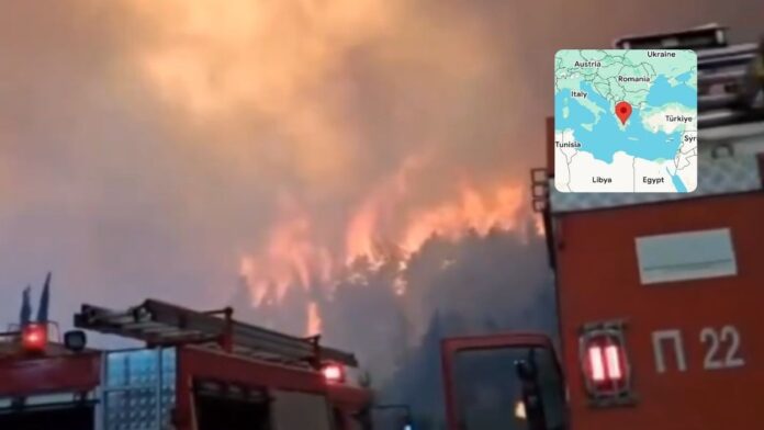 Massive Wildfire Rages Out of Control in Corinthia, Greece Massive Wildfire Rages Out of Control in Corinthia, Greece