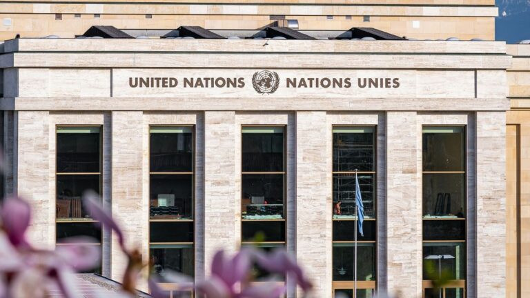 UN
