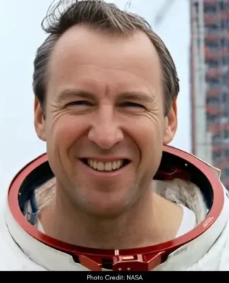 Jim Lovell