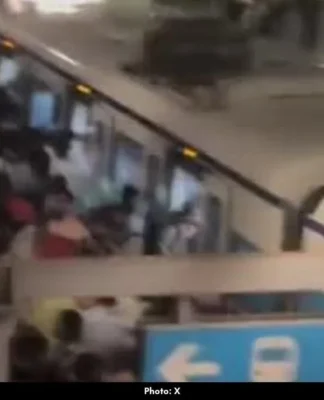 Gurgaon Metro Chaos
