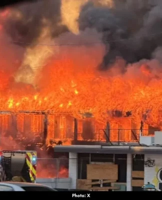 Austin Fire Engulfs Hotel Near University of Texas
