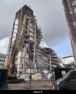 Manchester Building Collapse Caught on Camera