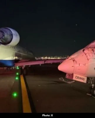Two Delta Planes Collide at New York’s LaGuardia Airport