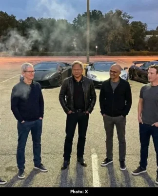 $1 Trillion Squad Photo Sparks Debate Online