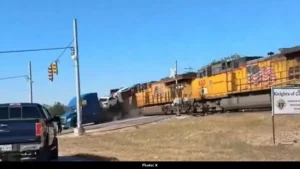 Train Smashes Into Vehicle Transport Truck in Texas