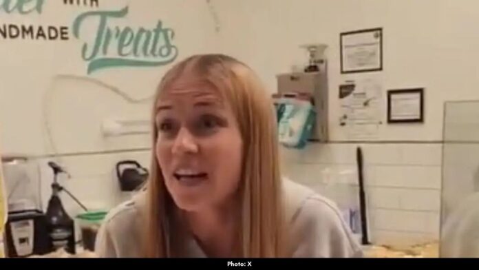 Cinnabon Worker Fired After Racist Tirade in Wisconsin Cinnabon Worker Fired After Racist Tirade in Wisconsin