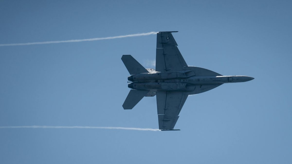 F-18