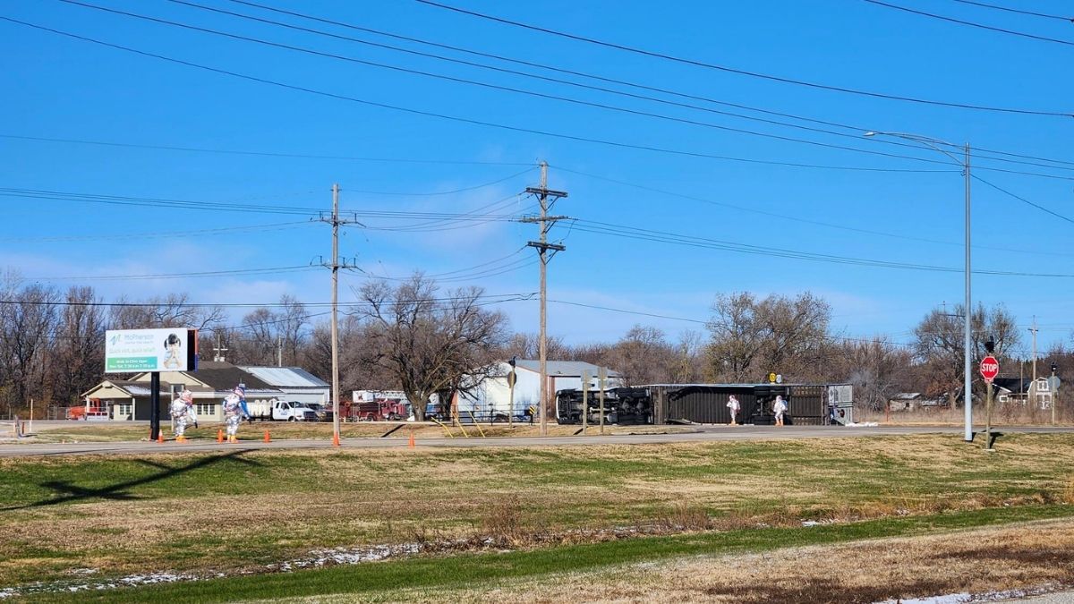 Hydrochloric Acid Spill Forces Kansas Evacuation